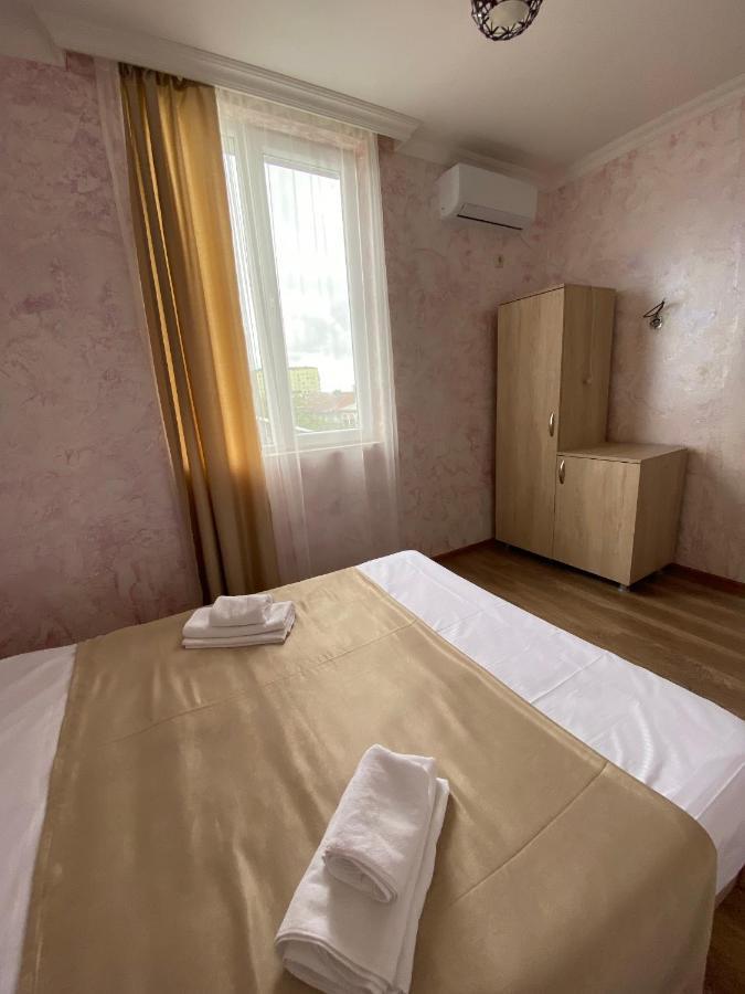 Holiday House Chkonia Batumi Eksteriør bilde